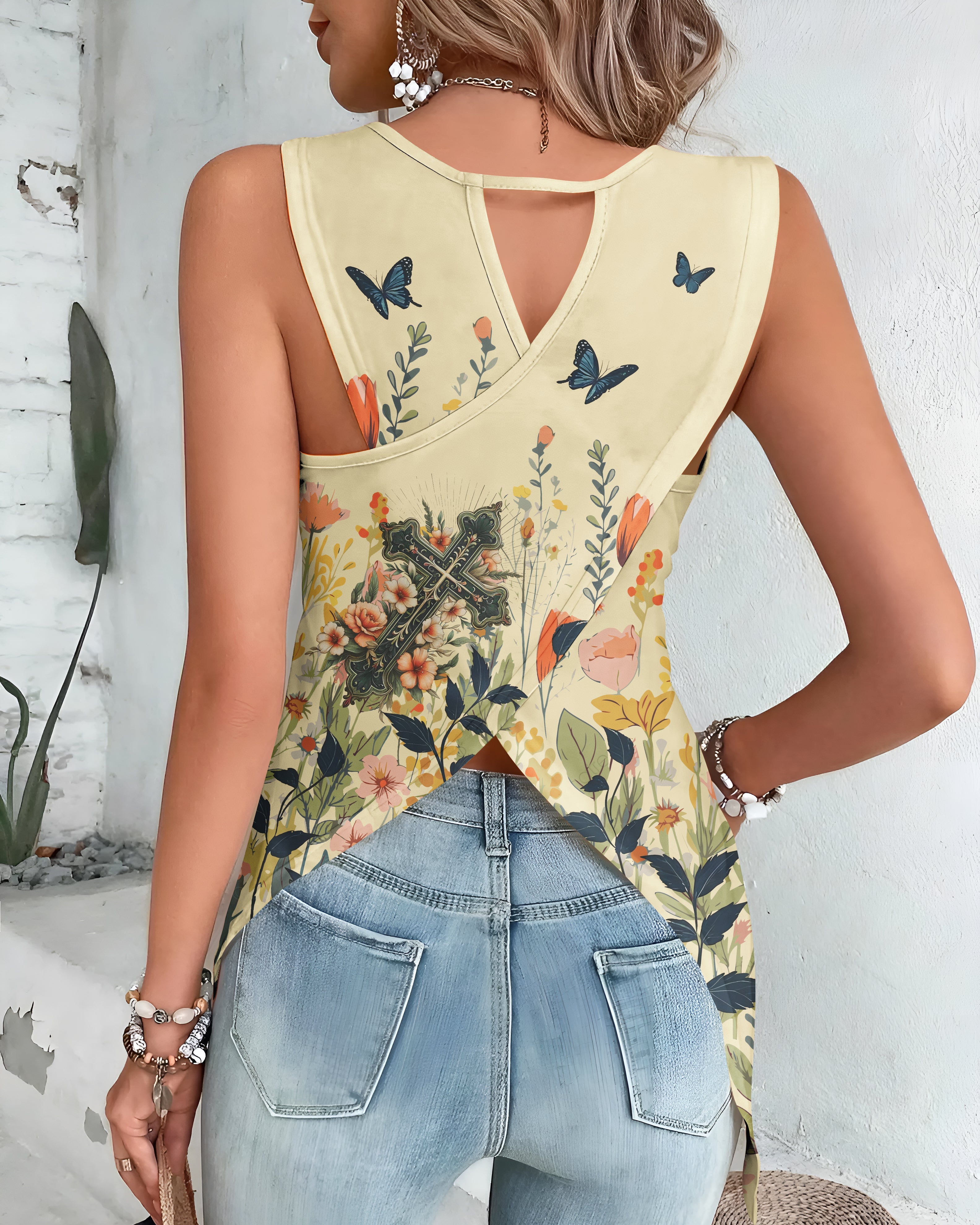 A Praying Mom is a Powerful Force Cut Out Wrap Back Tank Top