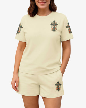 A Praying Mom Is A Powerful Force Women Casual Shorts