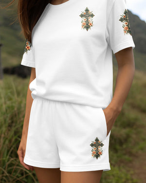 A Praying Mom Is A Powerful Force Women Casual Shorts