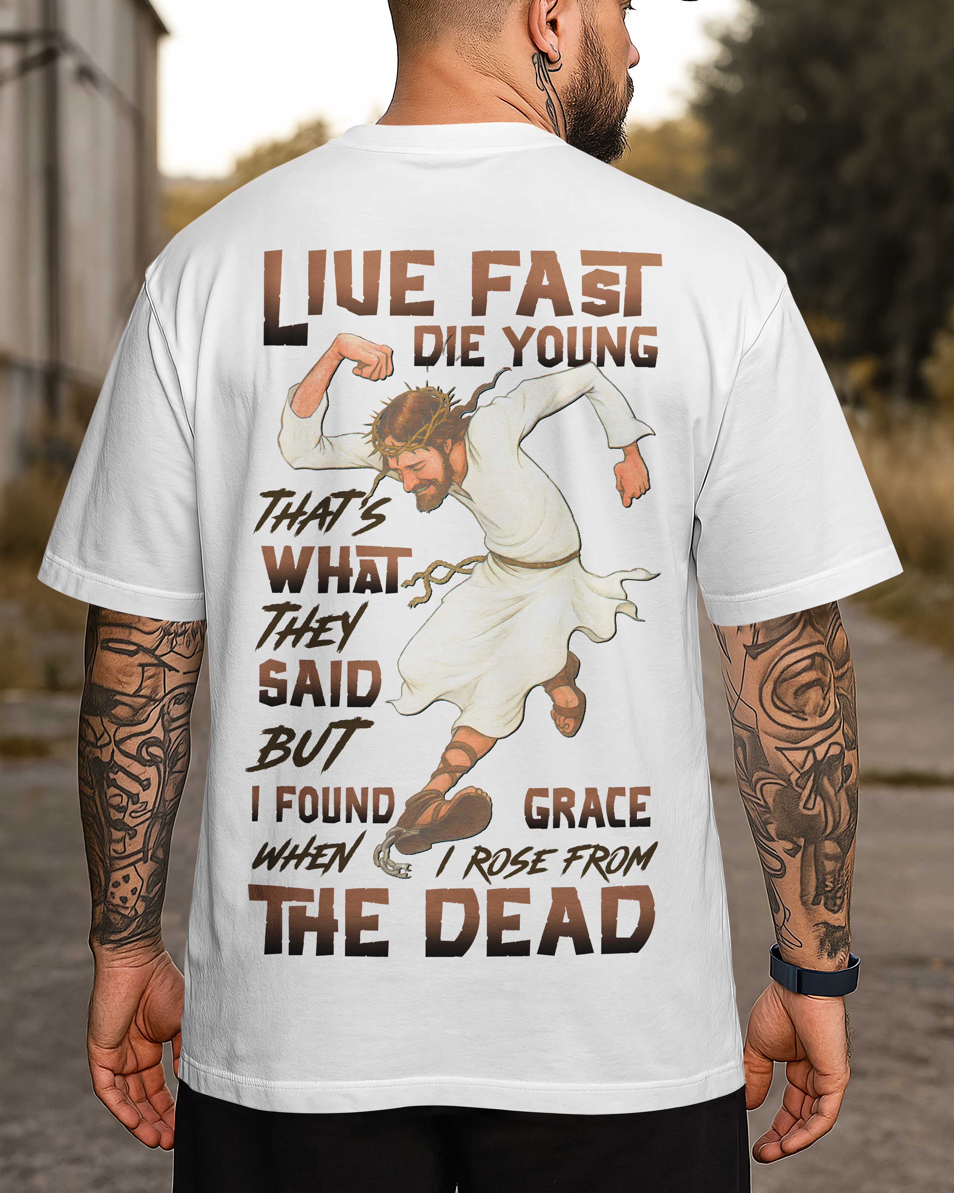 Live Fast Die Young T-Shirt